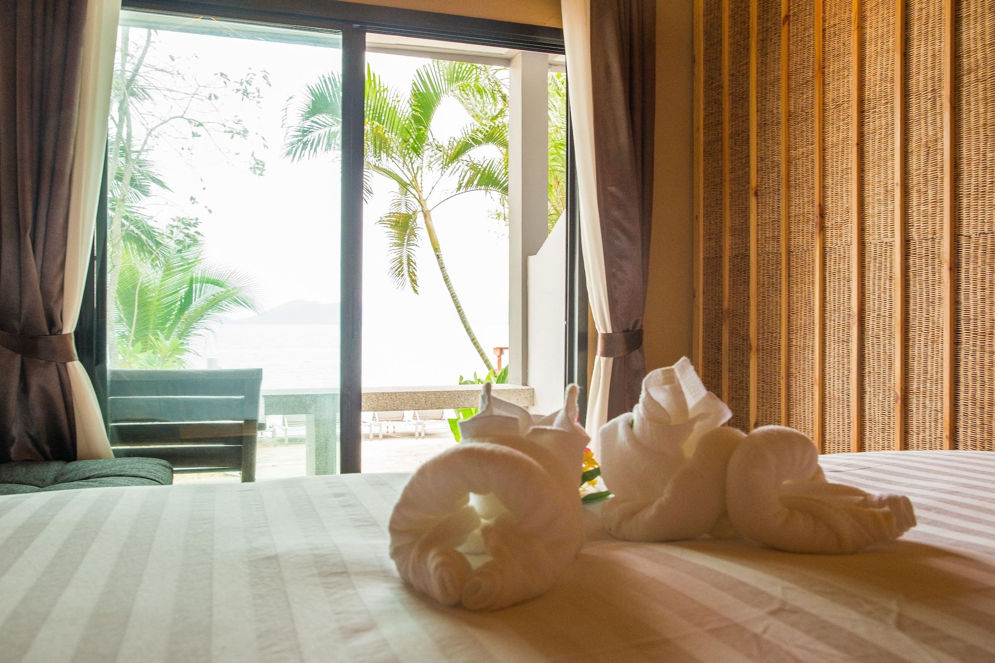 Adarin Beach Resort Mae Nam Exterior photo